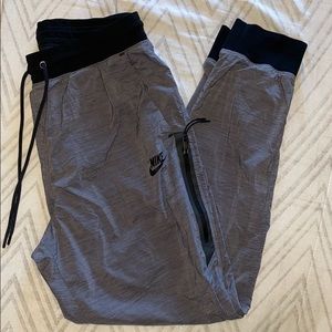 Nylon Nike jogging pants